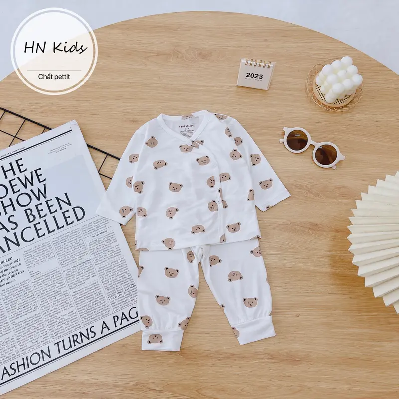 Bộ quần áo cho bé sơ sinh tay dài Hnkids vải petit sợi tre mềm mát co giãn màu trắng in hình Sơ Mi 3