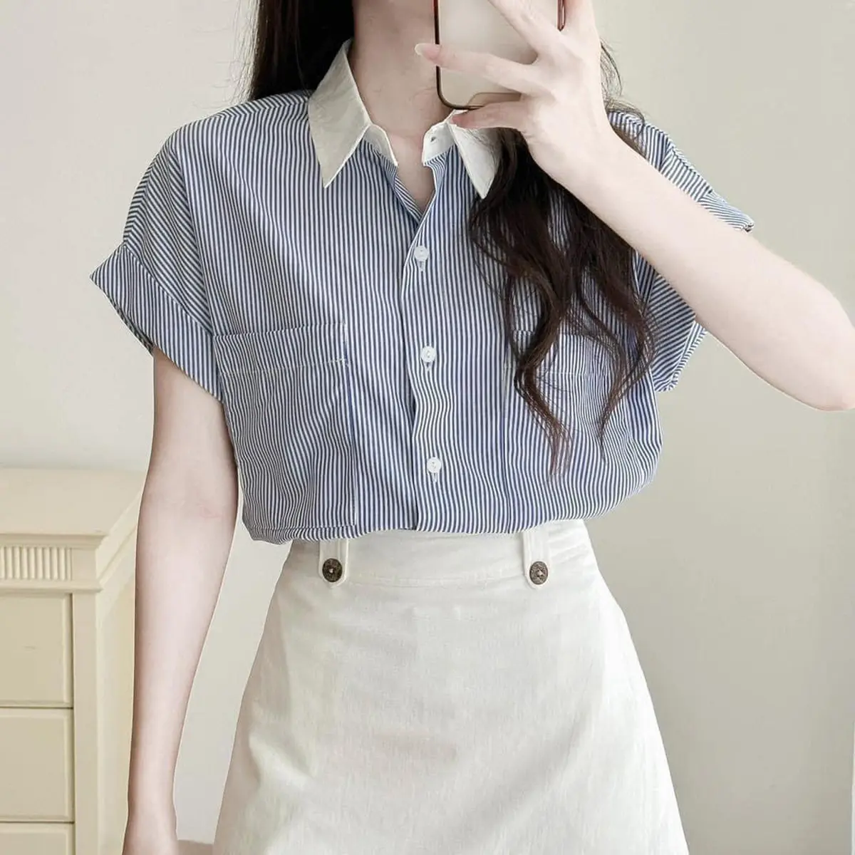 Áo sơ mi kẻ sọc xanh nữ sọc cotton phối cổ trắng cá tính áo sơ mi kẻ sọc tay ngắn nữ B1082- LAMO