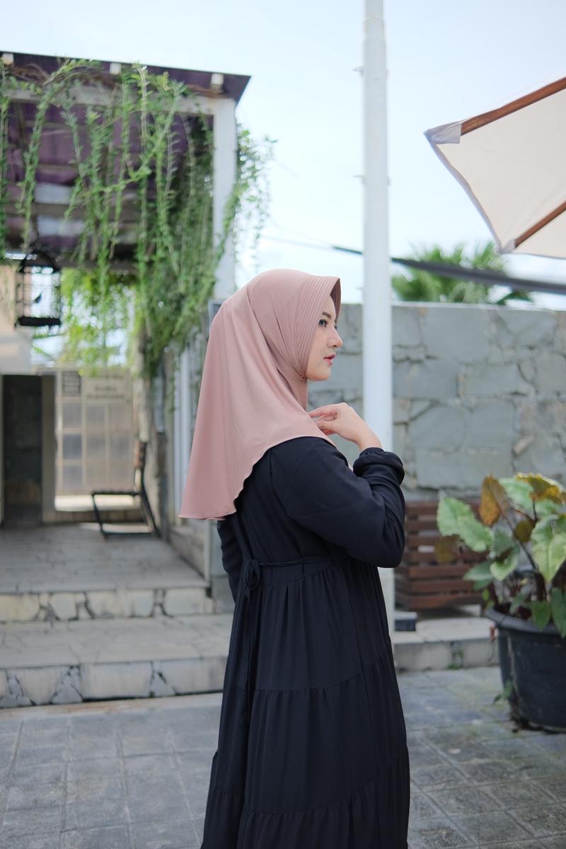 Product Introduction of Bergo Hamidah / Hijab Instan Pet 0