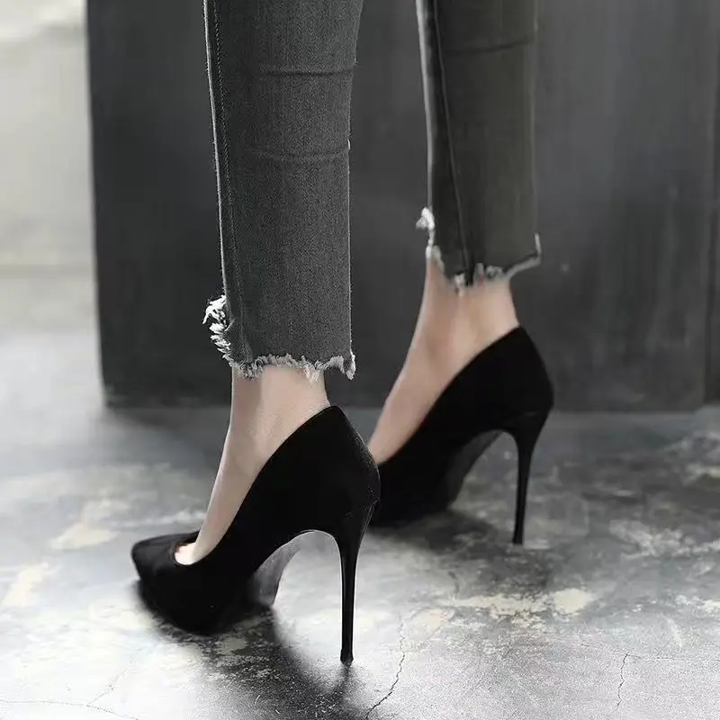 Giày Cao gót, Mũi Nhọn, Mịn, Màu Đen, Bơm Miệng Thấp, Dành Cho Nữ, Bộ Sưu Tập Mùa Lò Xo Và Mùa Hè 2024, Phong Cách Hàn Quốc, Da Lộn, Cỡ 43, Ngoại Cỡ, Hàng Mới Về Shoes 0