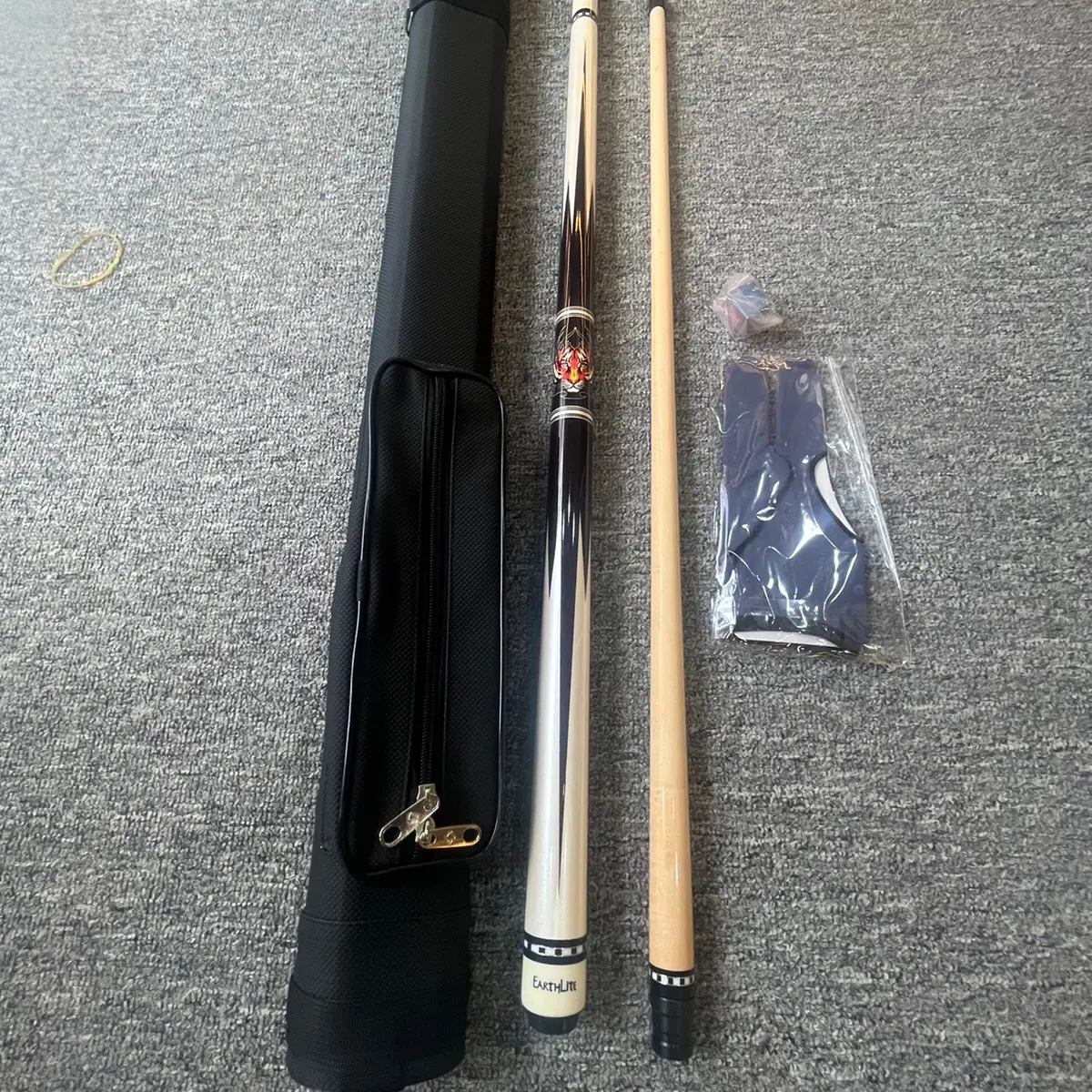 Combo Cơ Bida Lỗ Earthlite hoạ tiết 1 con Báo