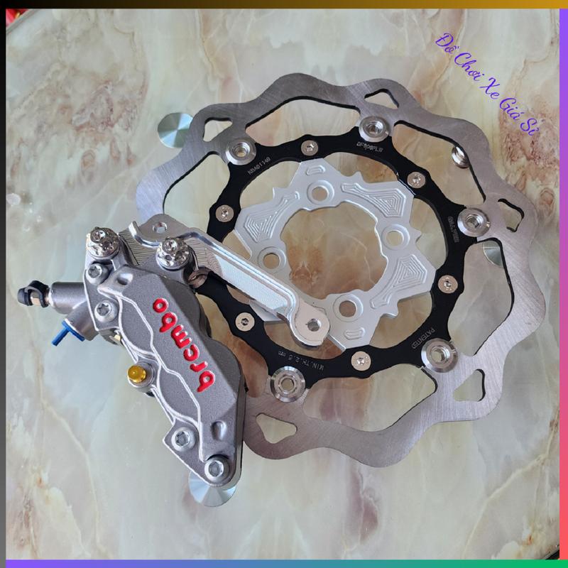 [ Combo Trước ] Heo Brembo 4Pis Đối Xứng + Pát CNC + Đĩa KTM 4Lỗ Size 260mm >>> Gắn Các Dòng Xe Sirius, Ex135, Ex150/155, Wave100/110, Vario/Vision. Raider, Winner