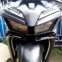 Gambar Lis Lampu Depan Vario 150 New Carbon Cover Lampu Depan Vario 150 New Alis Lampu Depan Vario 125 New dari Grosir Moto Shop_NEW Kota Administrasi Jakarta Utara 5 Tokopedia