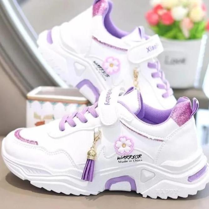 Sepatu sneakers import anak perempuan Bordir Motif Bunga Warior Terbaru|Sepatu Korean Style Anak Kekinian Fashion 1
