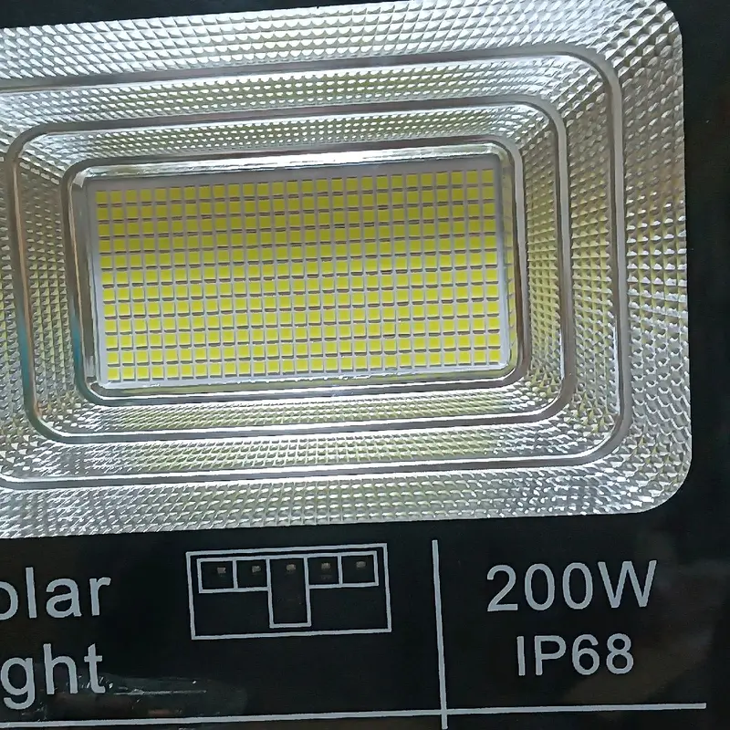 Đèn năng lượng mặt trời 200w-300wcao cấp tấm pin mono 35w 4