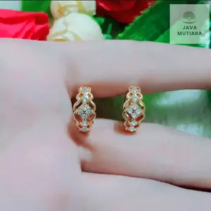 PERHIASAN WANITA ANTING CLIP TITANIUM 4 PILIHAN MOTIF PERMATA CANTIK TERBARU ANTI LUNTUR MEWAH