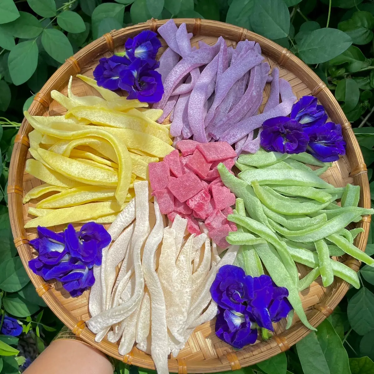 Mứt dừa non sợi túi 500gram (hai hoặc ba vị)