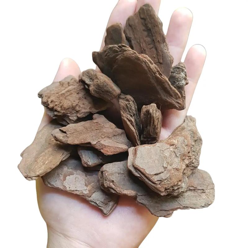 1kg vỏ gỗ thông dùng để lót chuồng động vật nhỏ sóc, chuột, igu,...