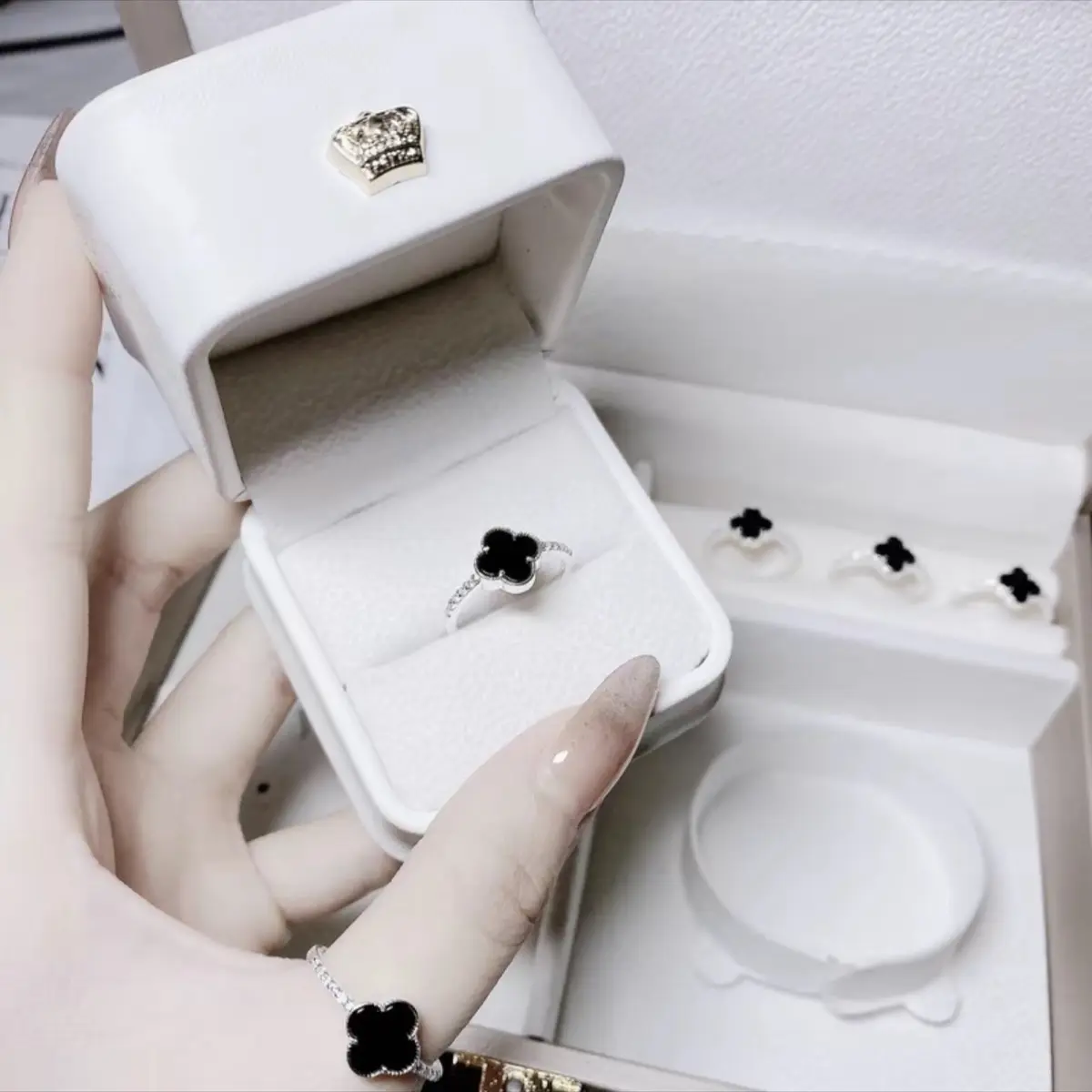 nhẫn cỏ 4 lá đen bạc 925 hàng dày dặn