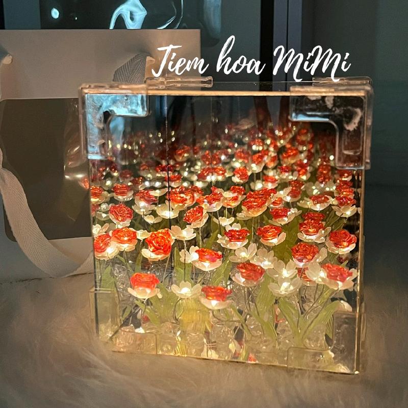 Đèn hoa hồng vuông TỰ LẮP 12x12 tặng thiệp+sticker+charm bướm - 15-20 bông NGUYÊN LIỆU Tulip DIY little night lights Gương trong phản chiếu biển hoa Quà tặng đènngủ hoatulip đèn trung thu j97