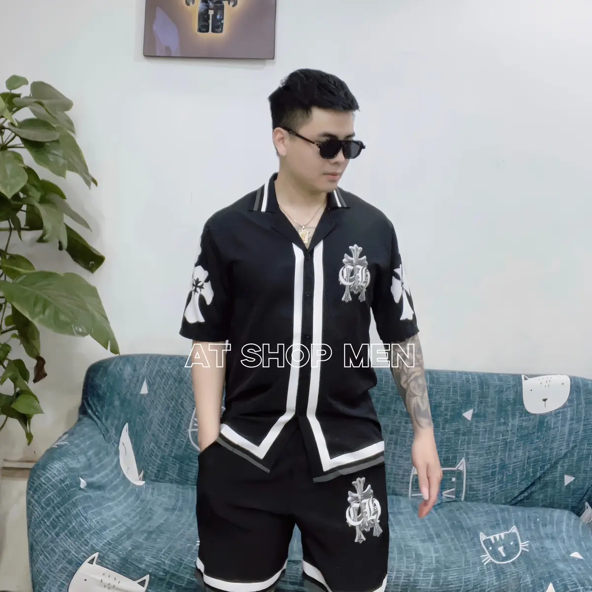 Bộ Quần Áo Nam Hoạ Tiết Chữ Thập