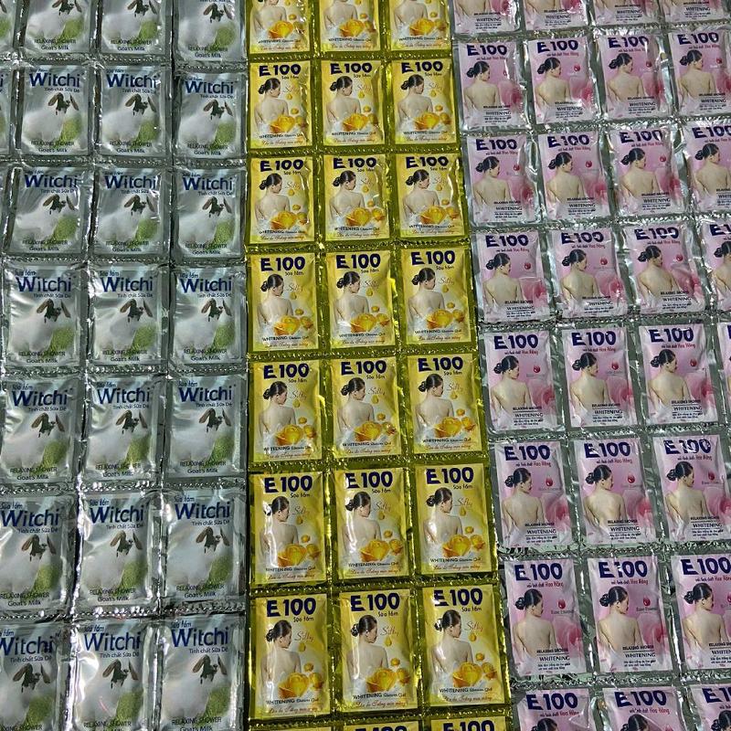 Combo 220gói sữa tắm E100 Vàng E100 Hồng Dê Witchi sua tam