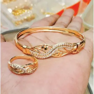 PERHIASAN WANITA Gelang Wanita Titanium Beragam Model Bonus Cincin Anti Karat ELEGAN
