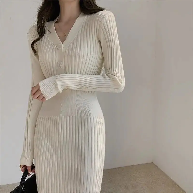 Váy Len Dài, Dáng Ôm, Trên Đầu Gối, Thích Hợp Cho Mùa Thu Và Mùa Đông, Ôm Eo, Váy Dệt Kim Cơ Sở Phong Cách Phương Tây, Có Thể Mặc Ngoài Trời, Phù Hợp Với Áo Khoác Nữ Dress