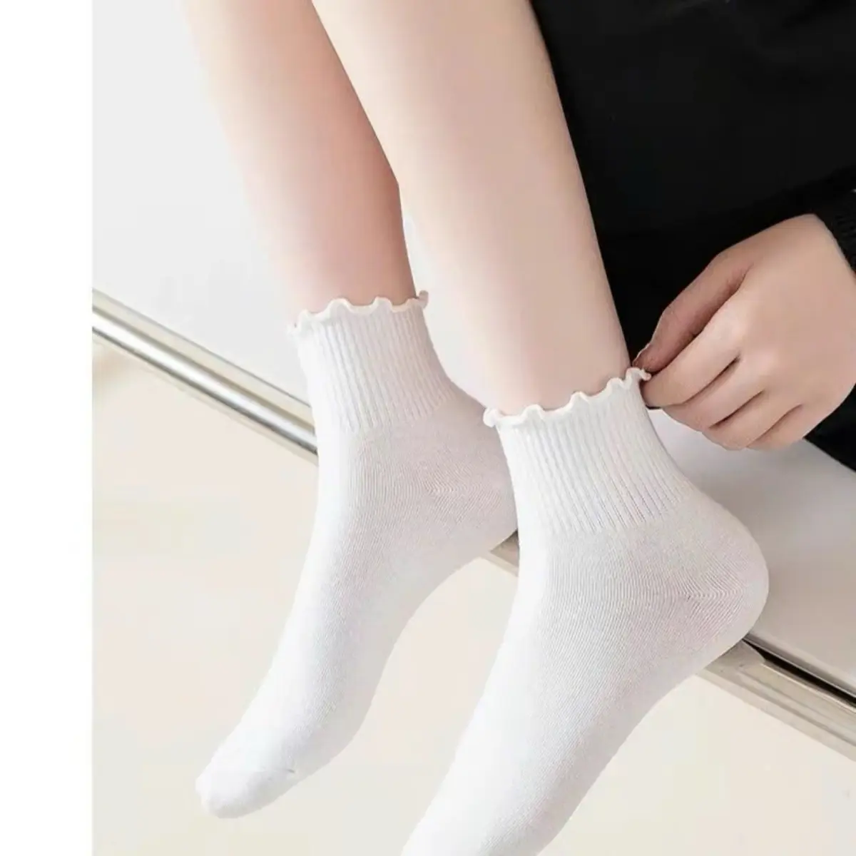 Tất Vớ cổ bèo Nhún ,cổ lỡ màu trơn cotton thoáng khí (trắng) Nữ