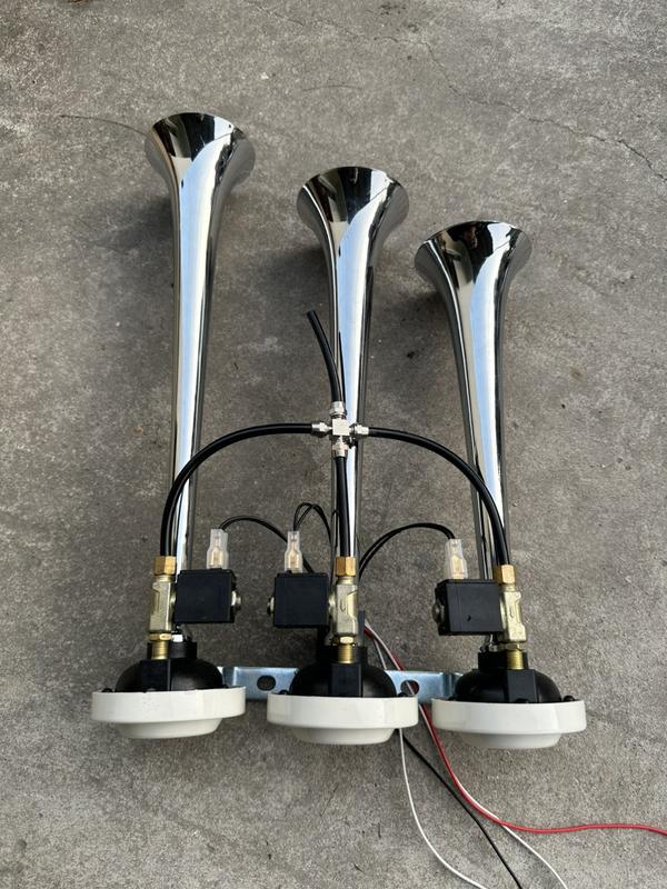 Còi hơi 3 loa dành cho xe ô tô xe tải