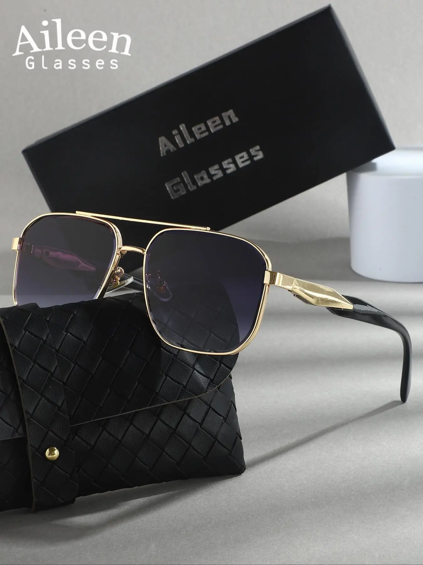 Unisex Business Style Square Aviator Sunglasses, Trendy Casual Ombre Tinted Lens Sunglasses for Everyday Use, Fashion Accessories for Outdoor Activities