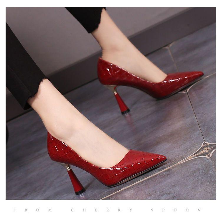Product Introduction of Giày Cao Gót Mũi Nhọn Cho Nữ, Giày Gót Tròn Nhỏ, Màu Đỏ Rượu Vang, Chunky, Phong Cách Hàn Quốc Mới, Mùa Hè 22
