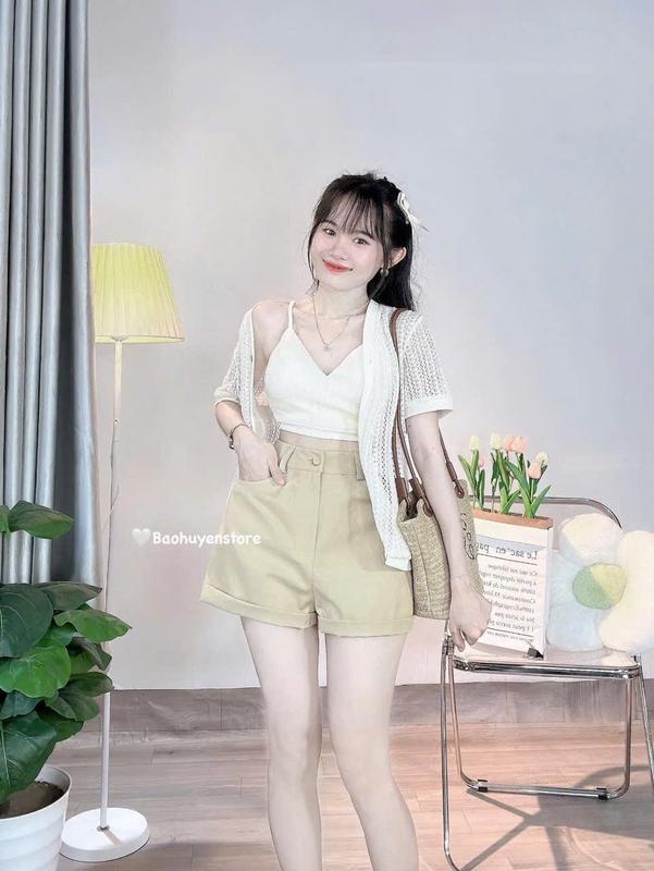 Sét 3 món đi biển tone màu cực xinh yêu sét áo bra 2 dây borip có mút kèm khoác len ren tay ngắn phối quần đùi kaki lưng cao