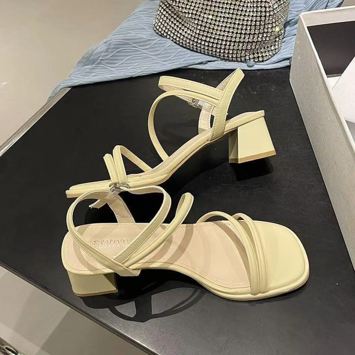 2025 Internet Celebrity High Heel Sandals for Women, Summer New Versatile Medium Chunky Heel Niche French Fairy Roman Shoes Comfortable Hot Sale