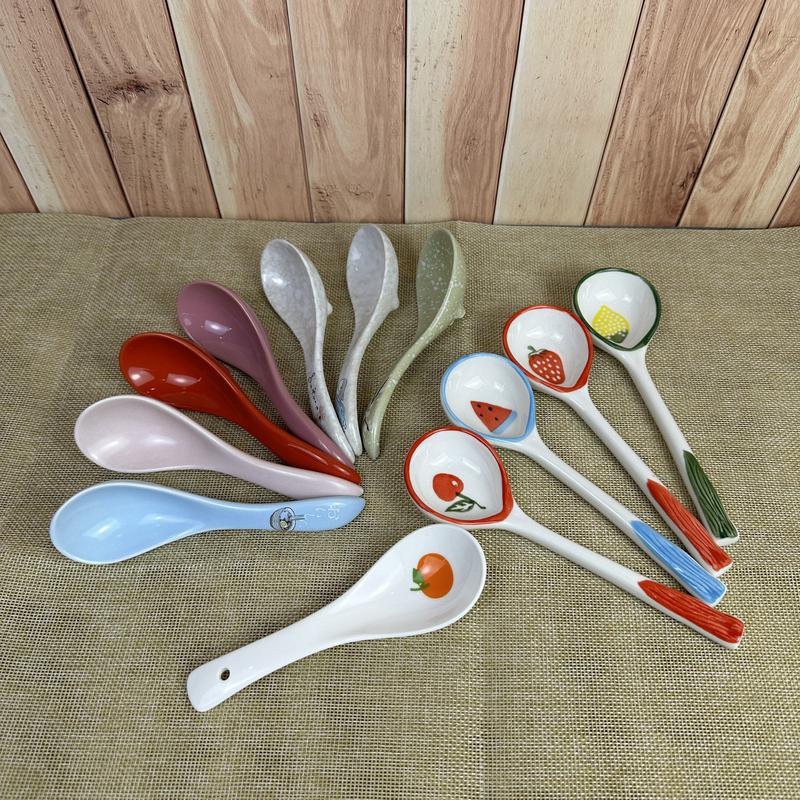  Muỗng  thìa thức ăn bằng sứ họa tiết trái cây  họa tiết sang trọng sử dụng trong gia đình   đồ gia dụng   - Gôm Sứ Sh 