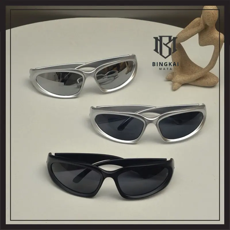 BM-H019 Kacamata Steampunk Hitam Bersepeda Cyberpunk Hip Hop Punk Gaya Retro Eropa Olahraga Kece Sunglasses Kacamata Aestetik Style OOTD Fashion Aksesoris Wanita Dan Pria