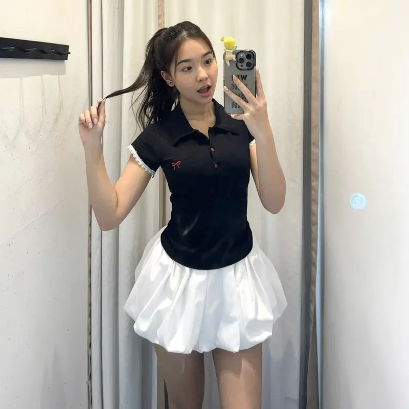Áo Polo Nữ Dáng Ôm Thêu Nơ 0