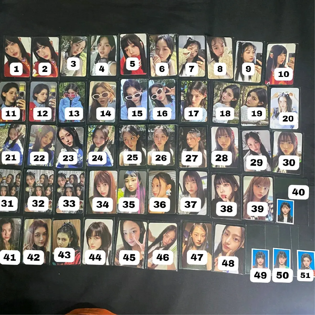 READY STOCK PC NEWJEANS PHOTOCARD SEASON'S GREETINGS 2024 YEARBOOK 2023 SG NJ GRUP ID MINJI HANNI HYEIN