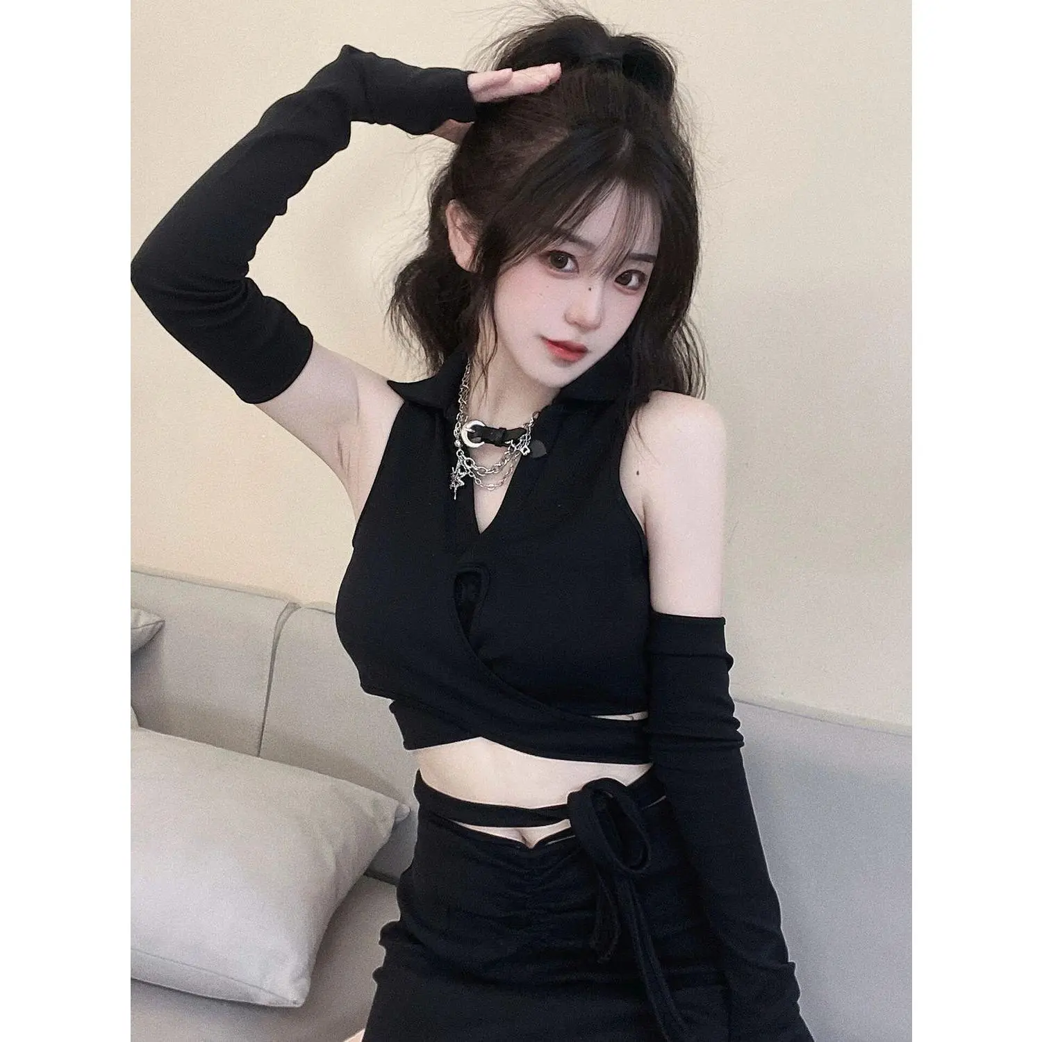 Bộ Đồ Màu Đen, CQ Sang Trọng, Dành Cho Nữ, Bộ Sưu Tập Mùa Hè Năm 2025, Phong Cách Cô Gái Nóng Bỏng, Thiết Kế Dễ Thương Và Gợi Cảm, Ôm Sát, Áo Buộc Dây Chân Cạp Cao Chân Váy Bodycon Ngắn, Thời Trang, [3048]