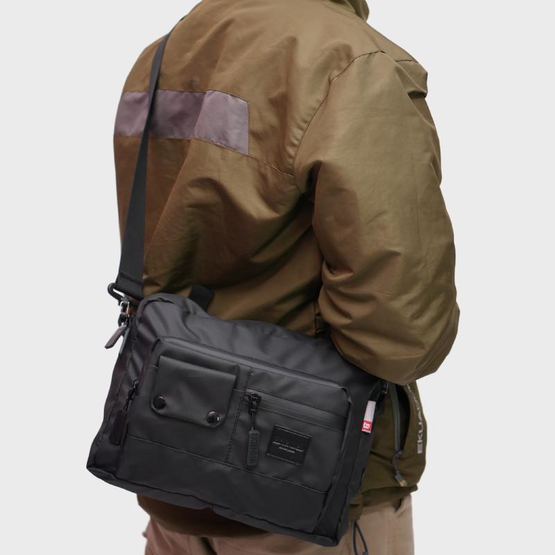 Tas Selempang Slingbag Pria Wanita Sling Bag Waterproof Tas Kerja Pria Ashteger Barkha 8