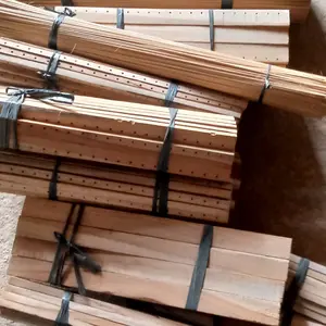 sangkar burung ukuran 37 x37 x 55 cm komplit sama ruji dan paku kandang finishing halus