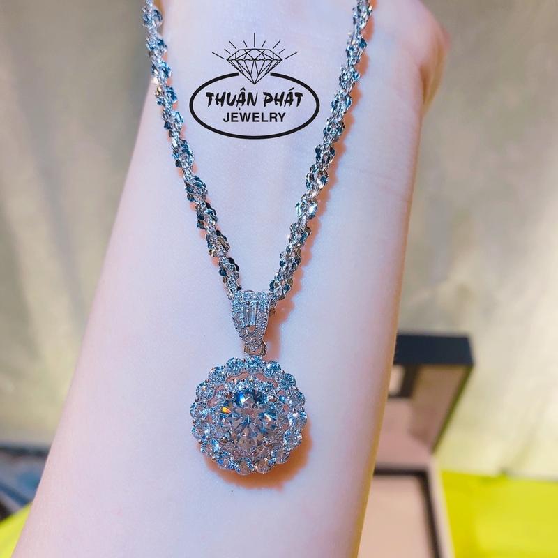 Phụ Kiện Dây Chuyền Xoắn Hoa Mai 4li Và Mặt M026 Halo Tròn Tấm Đeo Cổ Sang Trọng Trang Sức Bạc Ý Xi Kim- Bạc Thuận Phát