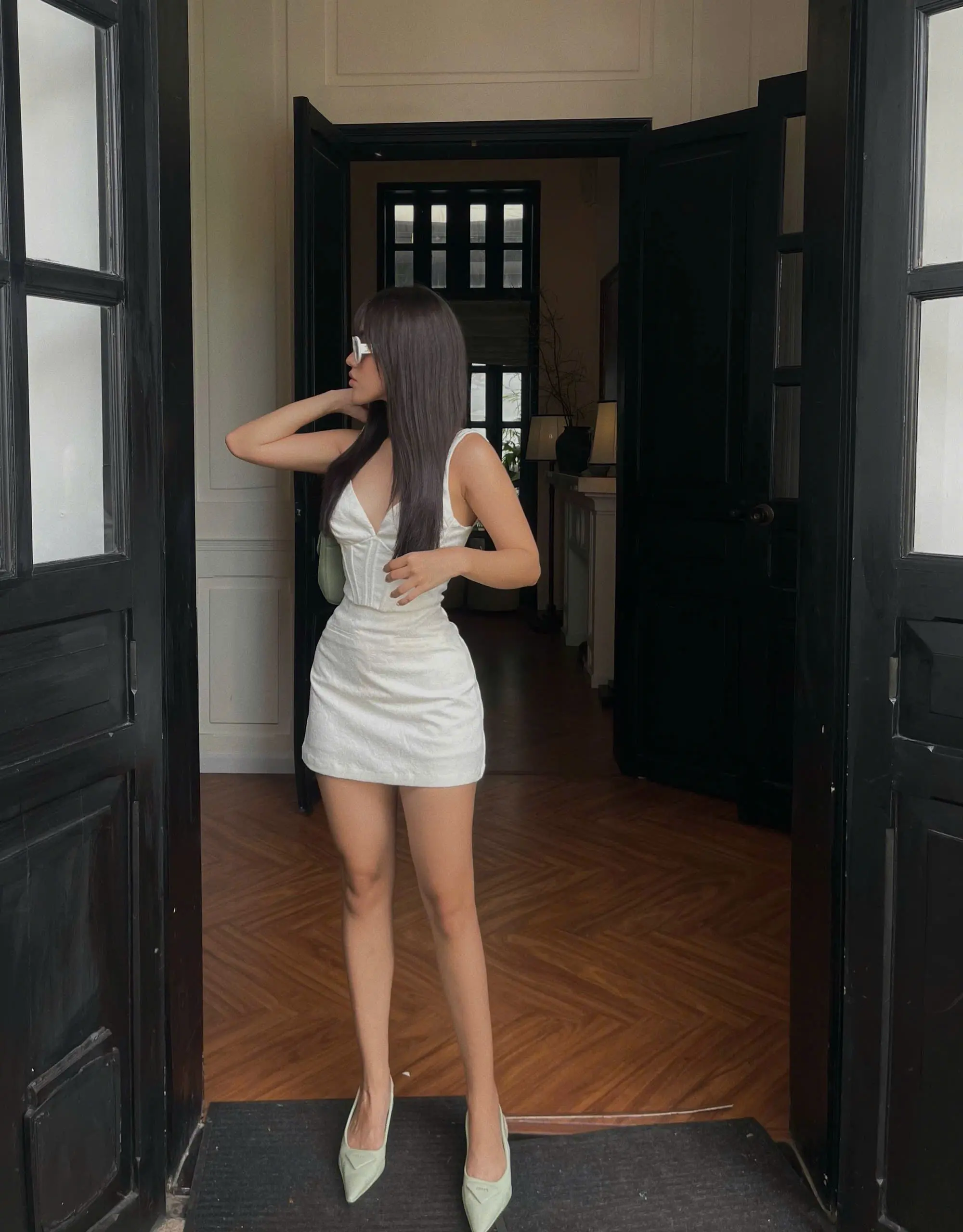 KHÁNH AN CLOTHING - Set áo cổ V 2 dây + Chân váy chữ A cách điệu, sang trọng Nữ Top