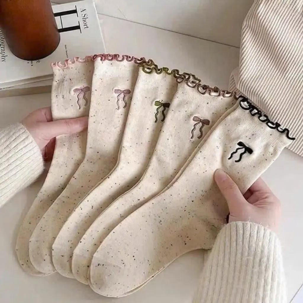 Set 10 Đôi Tất Nữ Hoạ Tiết Nơ , Tất Cổ Cao Chất Cotton Thoáng Mát Phối Viền Bèo Nhún