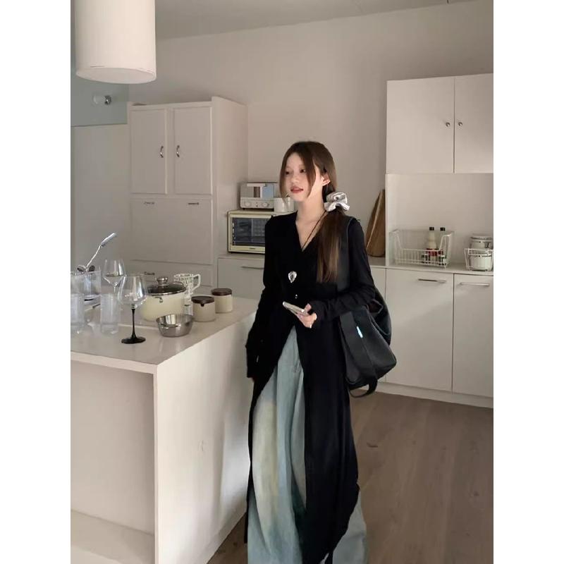 Product Introduction of Idle style V-neck long-sleeved cardigan single-breasted T-shirt skirt women's new fashionable elegant slim slimming mid-length top Casual Womenswear Dress Lingerie 7
