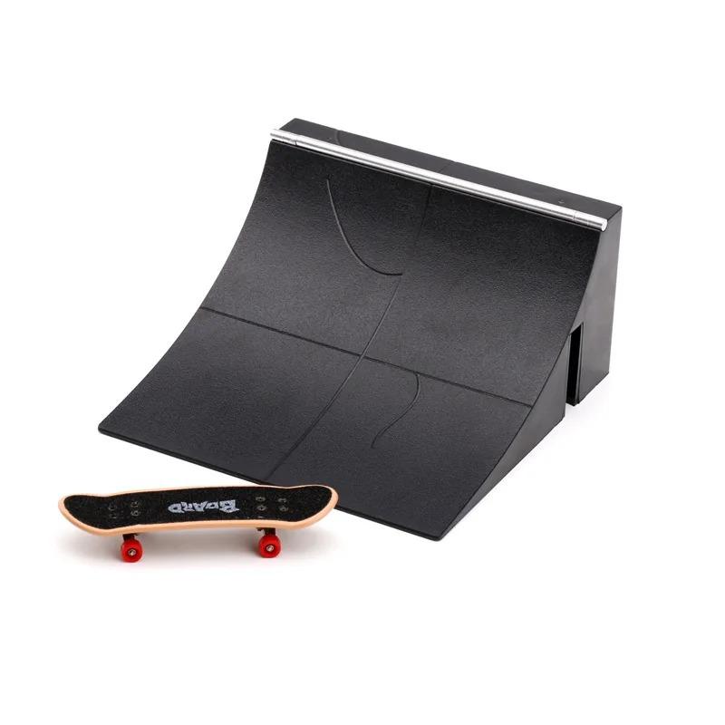 Product Introduction of Skate Ramp Mini Training Skating Board Black Finger Skateboard for Children Indoor Home Toy Ramp Stairs Venue Combination Funny 15