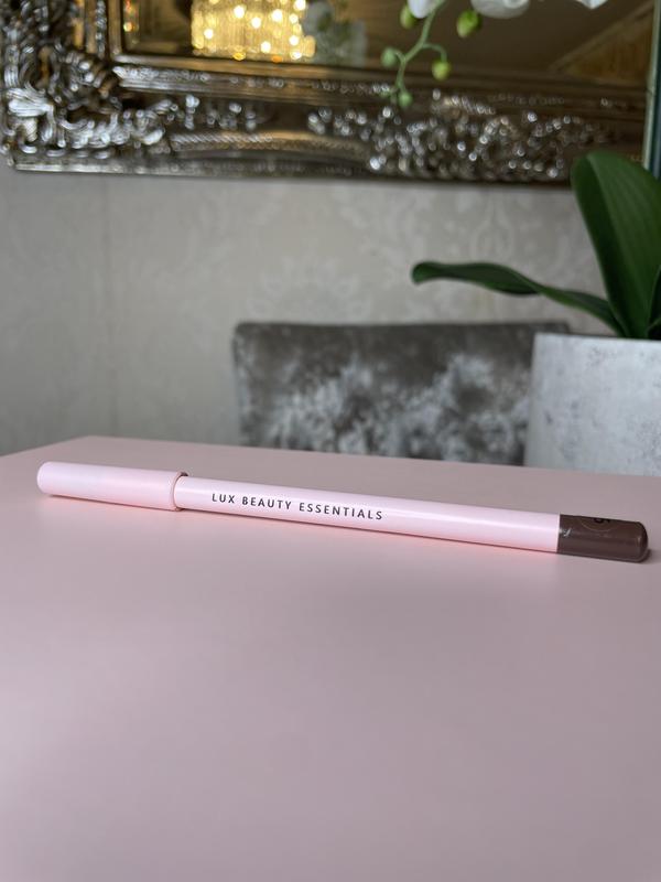 Lux Beauty Lipliner 6