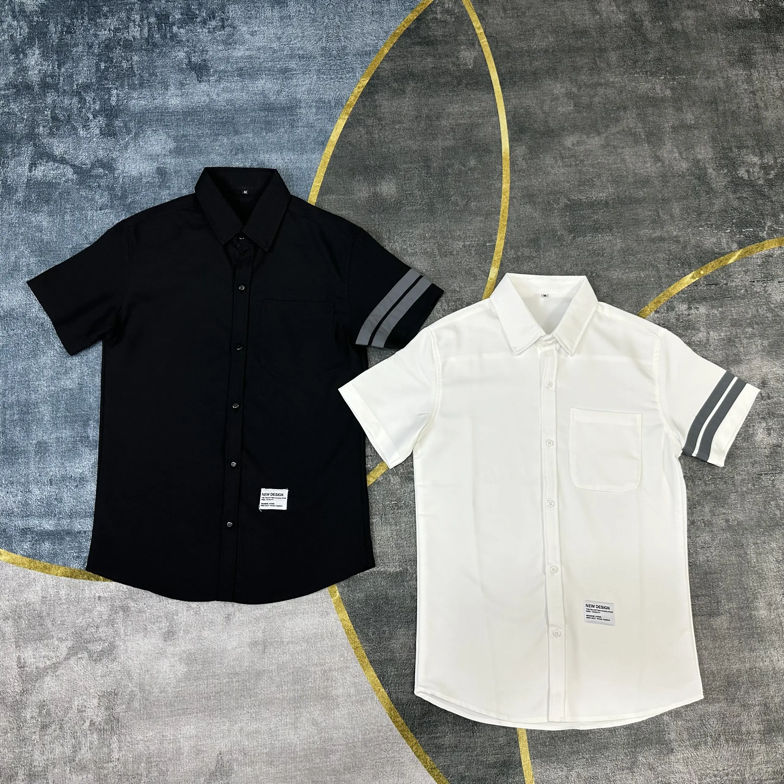 Áo sơ mi nam tay ngắn phối 2 sọc xám viền tay vải lụa dày dặn thoáng mát Menswear