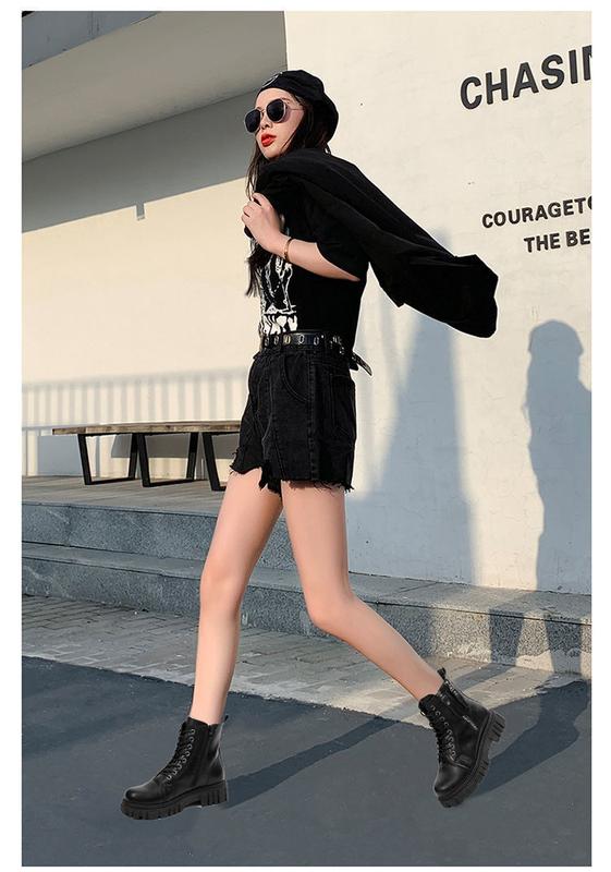 Product Introduction of New Martin Boots 2024 New Female Student Korean Winter Thick Bottom Fleece-Lined Warm British Style Western Style Female Comfortable 15