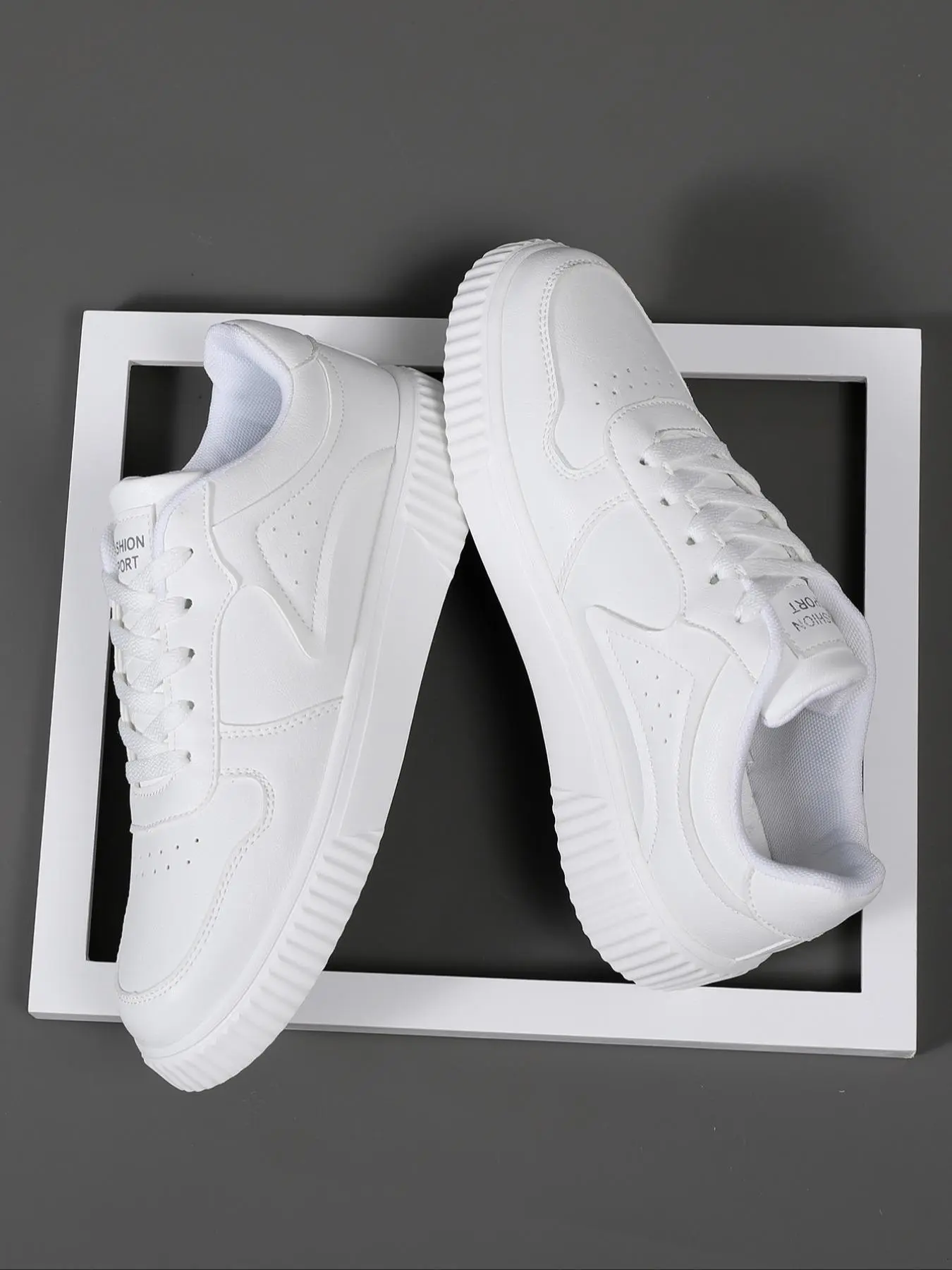 Men's Fashionable Lace Up Low Top Sneakers, Casual Skate Shoes, Comfortable Breathable Sports Running Shoes, Male All-match Round Toe Shoes for Daily Wear