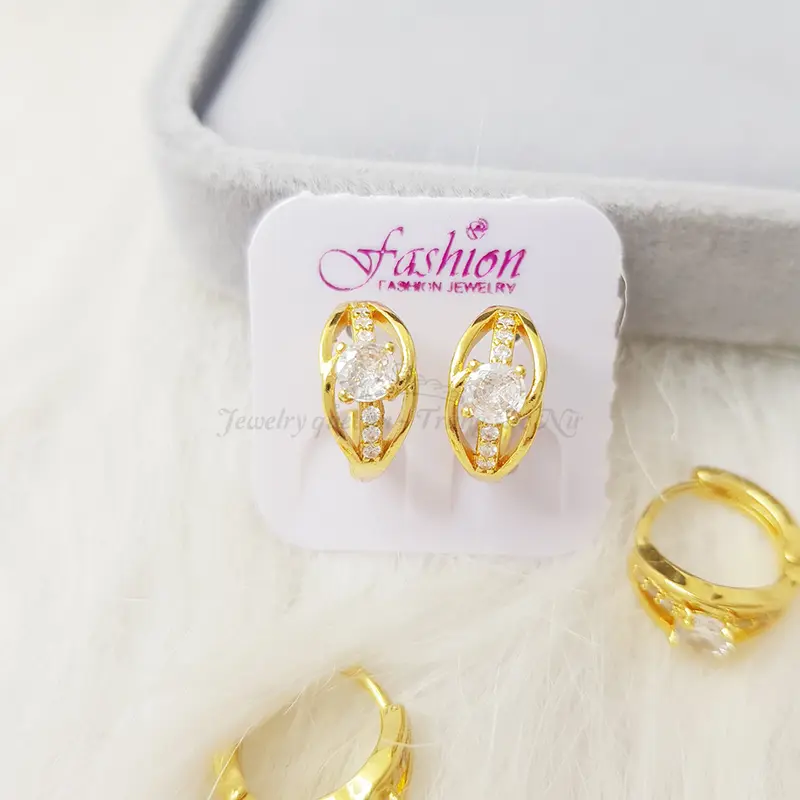 Bông Tai Nữ Titan Đính Đá Mạ Vàng Hình Mắt Khuyên Tai Cách Điệu Thanh Lịch Trẻ Trung Thanh Lịch Phong Cách Hàn Quốc B25V65 | Jewelry Queenn 1