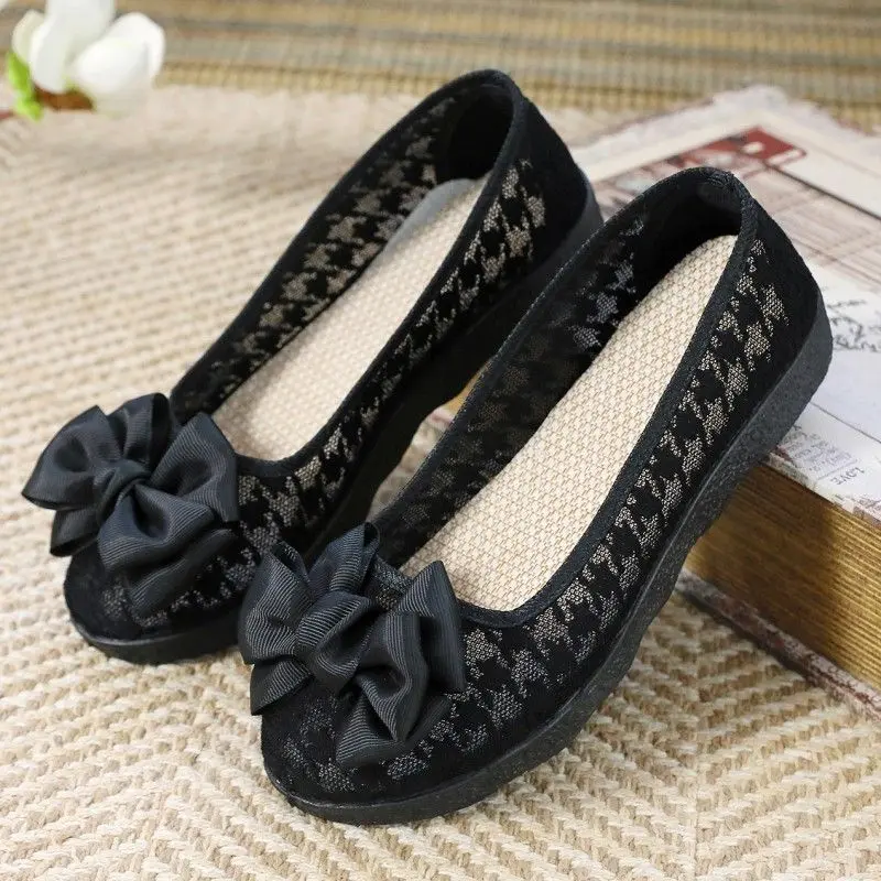 Giày Vải Bắc Kinh Cũ, Phong Cách Mùa Hè, Giày Đi Làm Đế Bằng Cho Nữ, Dễ Phối Đồ Với Thiết Kế Nơ Và Ren Khoét Lỗ, Chất Liệu Lưới, Thích Hợp Cho Bà Bầu, Gommino 5