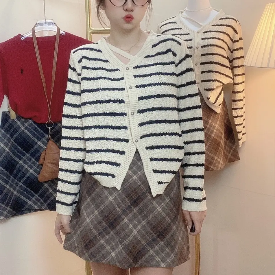Áo len qccc nhà NANCY chất len lông cừu dày lẻ số lượng nhiều mẫu