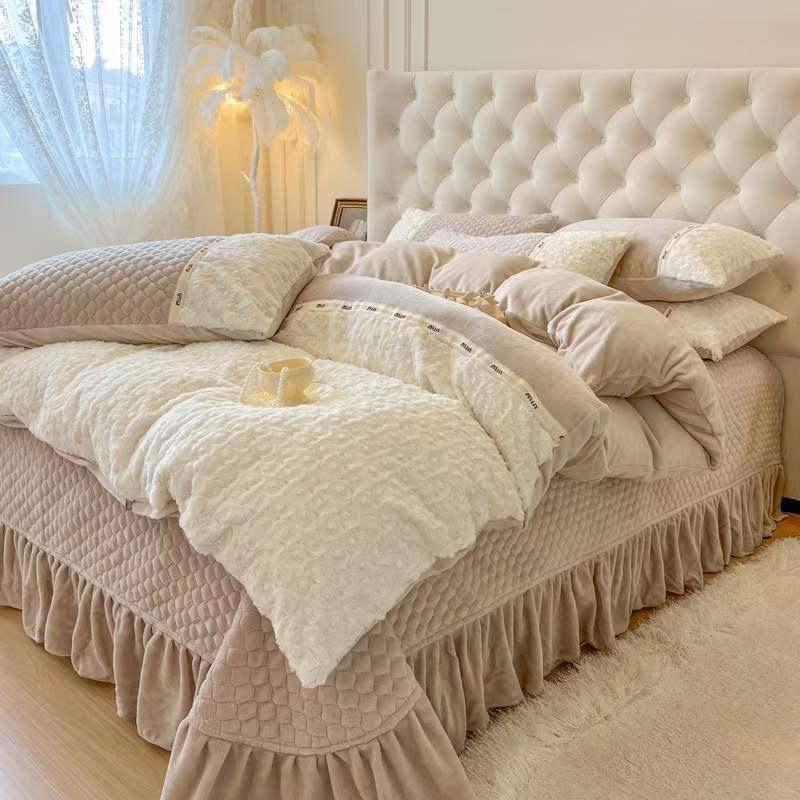 Set nỉ nhung ga trần bông   - Quá hoàn hảo cho 1 set perfect với thiết kế hiện đại và trẻ trung đan xen nữ tính dịu dàng   - Tất cả các chi tiết