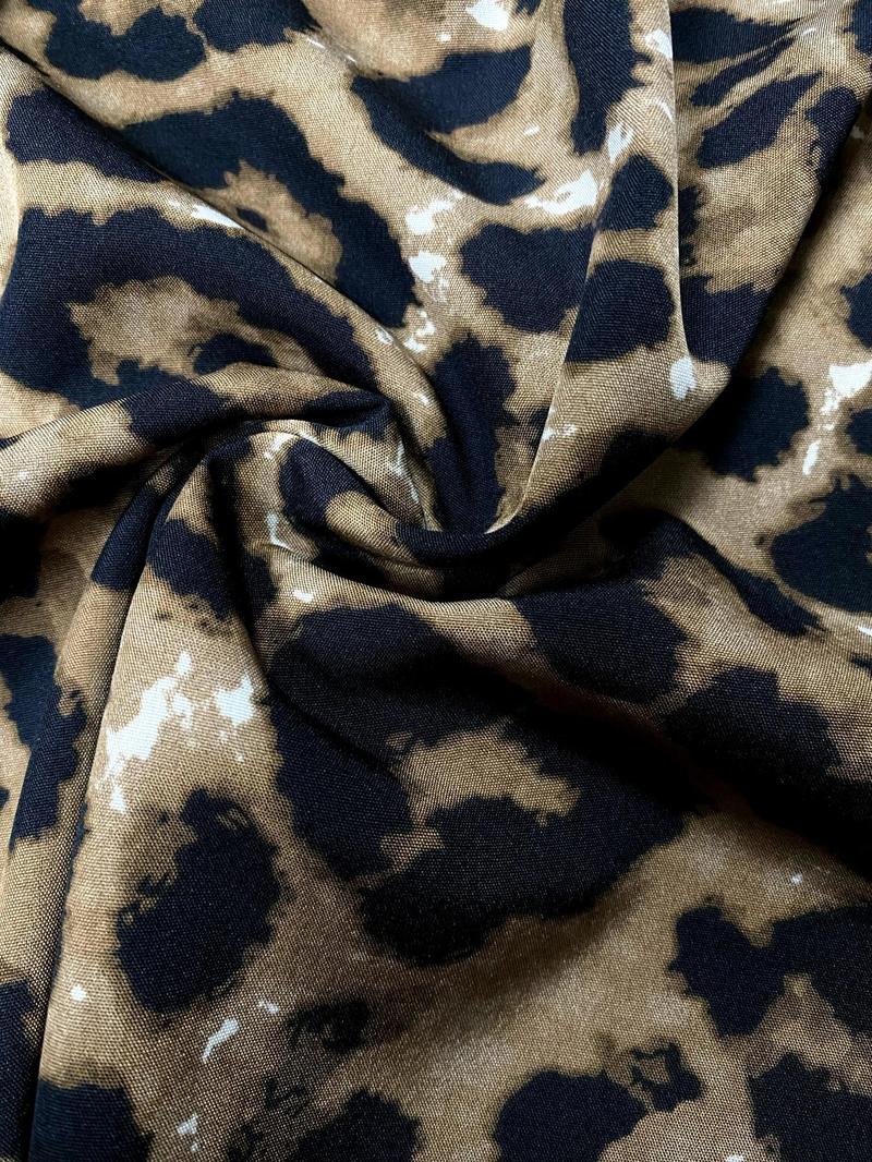Product Introduction of Women's Leopard Print Mock Neck Blouse, Elegant Long Sleeve Top for Spring & Fall, Women's Clothing for Daily Wear 6