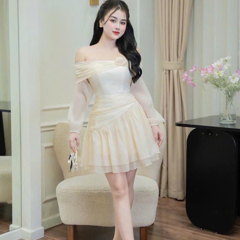 Đầm dự tiệc cao cấp T07 đầm sinh Nhật bigsize chủ tiệc trễ vai đính hoa Tùng hai tầng sang trọng - Women Nữ Sen Dress Voan Đen Tre Nhung Voi Kem Lịch