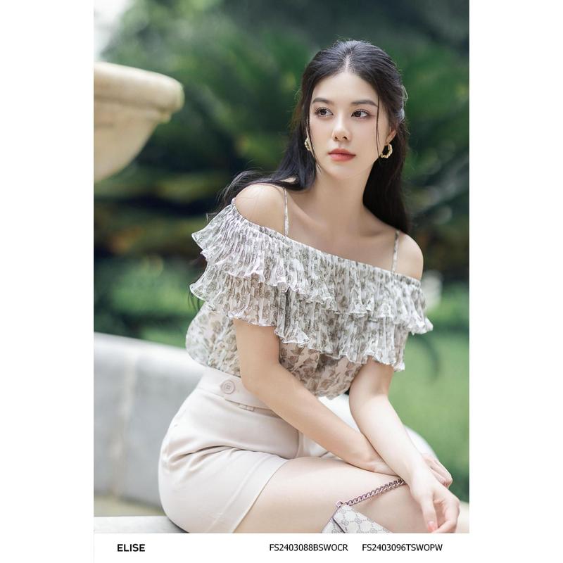 Áo 2 dây voan trắng hoa trễ vai dập ly thiết kế Elise mã sản phẩm FS2403096TSWOPW