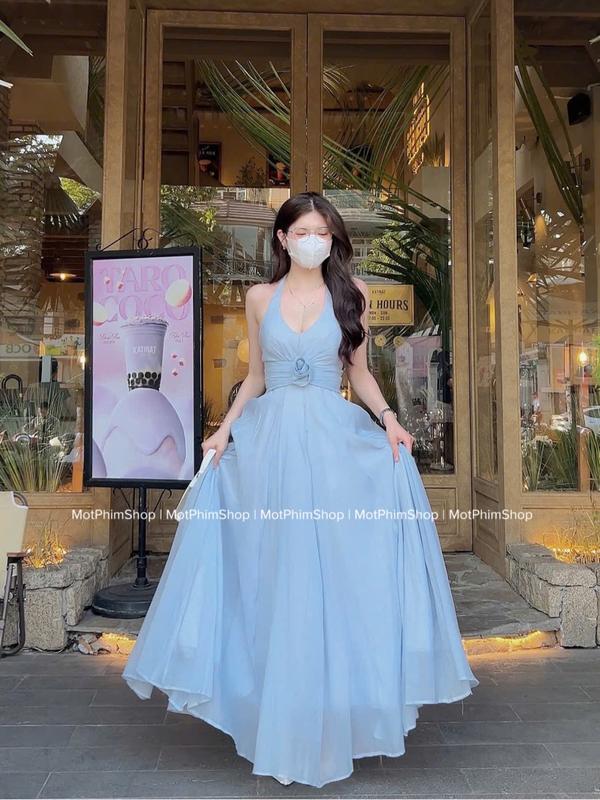 Váy Maxi Cổ Yếm Kết Hoa Eo, Đầm Dự Tiệc Sang Trọng Dài- Pony Dress