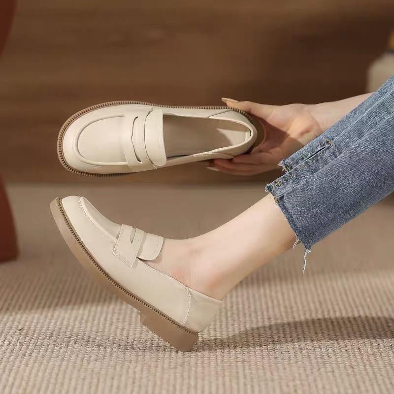 Product Introduction of 3221 Giày Moca Loafer Nữ Giày Màu Kem Đen Có Sẵn Fullbox QCCC 10