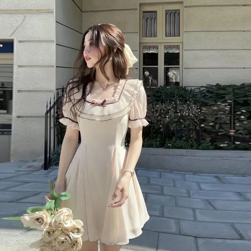 D1233-New French retro square neckline dress with a bow, sweet and cute small figure, bubble sleeved short skirt